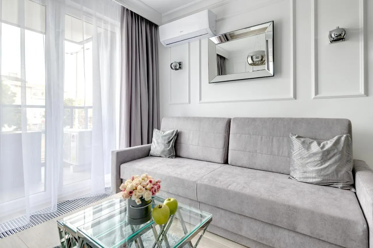 Dom & House - Apartments Navio Estate غدانسك