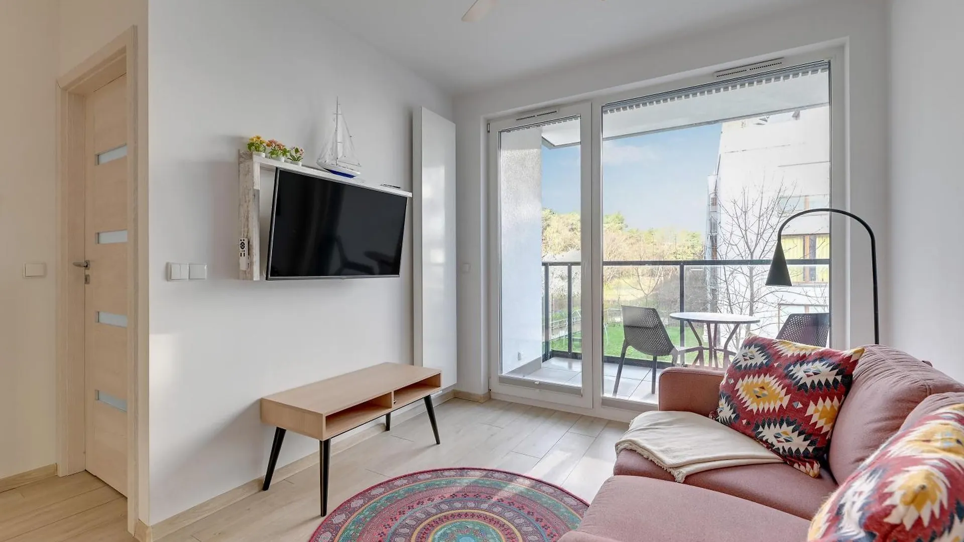 Dom & House - Apartments Navio Estate غدانسك